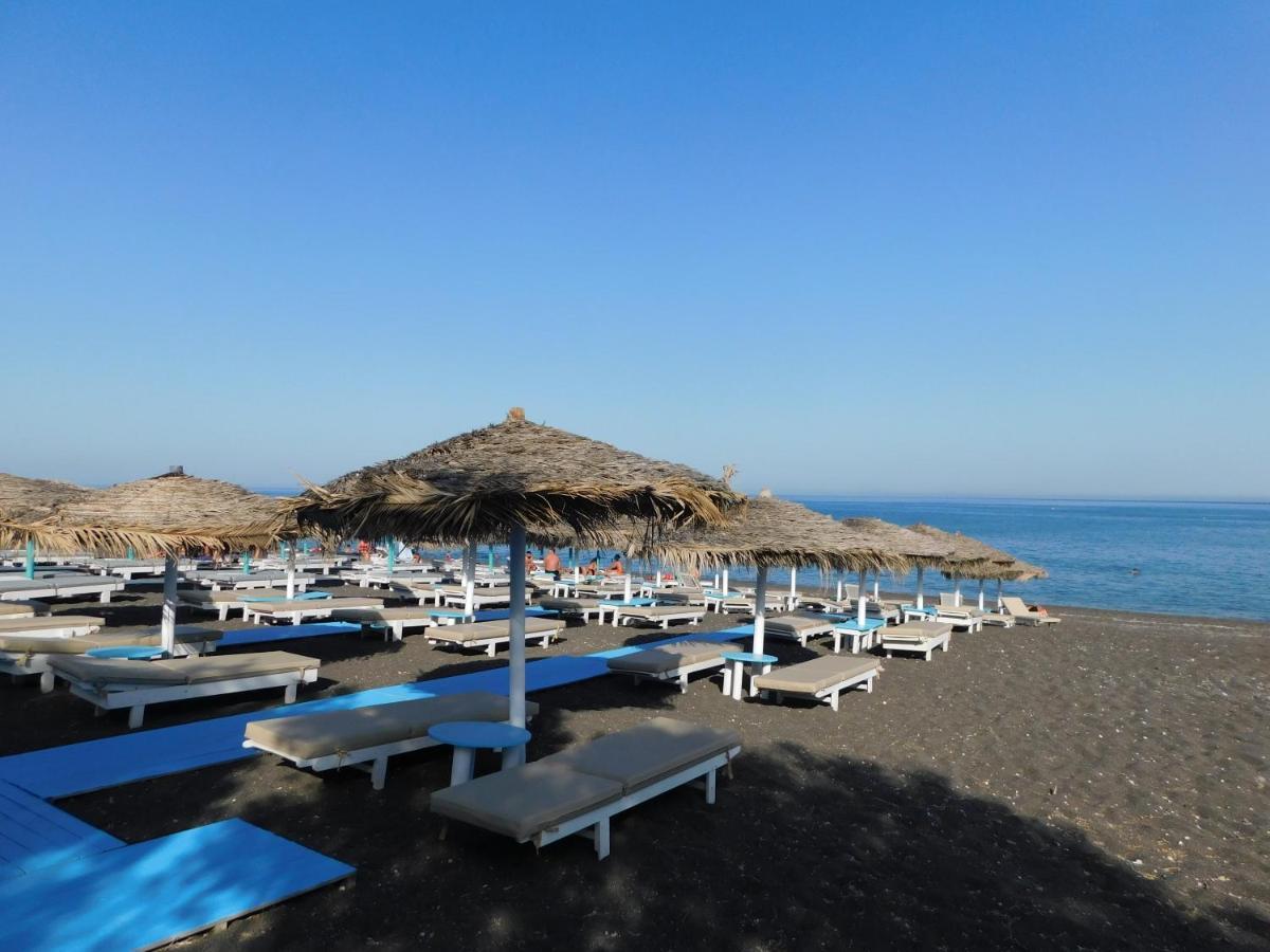 One And Only Beachfront Rooms Perissa  Eksteriør billede
