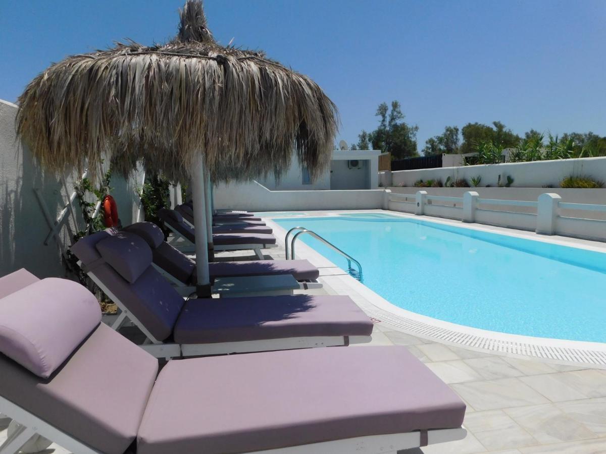 One And Only Beachfront Rooms Perissa  Eksteriør billede